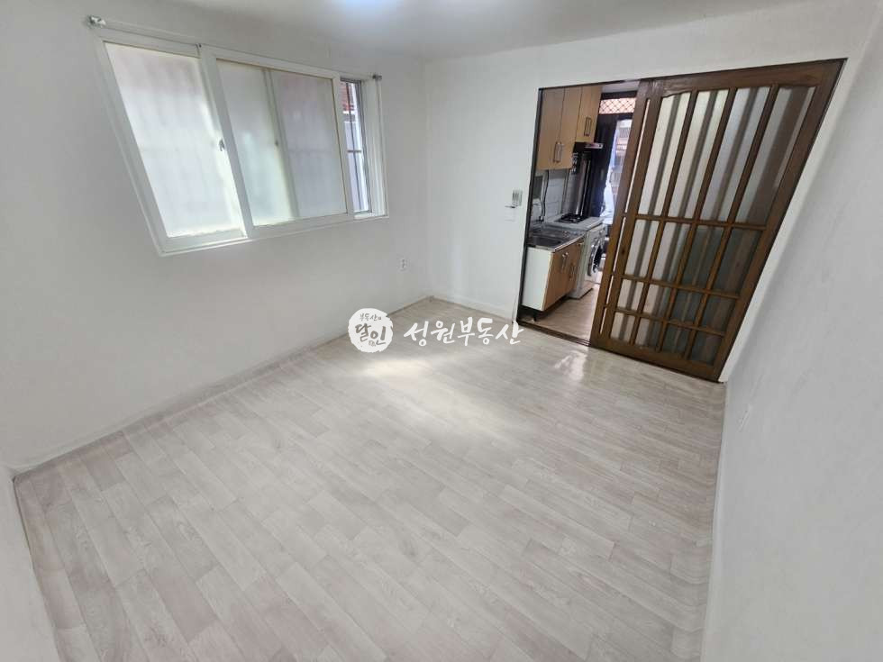 서울 강북구 미아동 SW 두개 노선 낮은 계단 옵션 있는 분리형 원룸 월세 매물번호 11926 사진 4