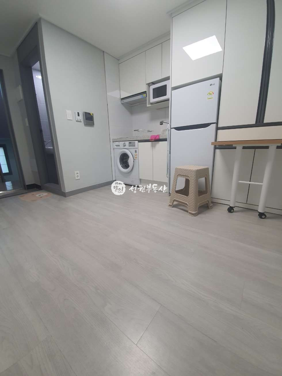 서울 도봉구 쌍문동 100-22 SW 쌍문역4분 풀옵션원룸 완젼깔끔 월세 매물번호 12107 사진 1